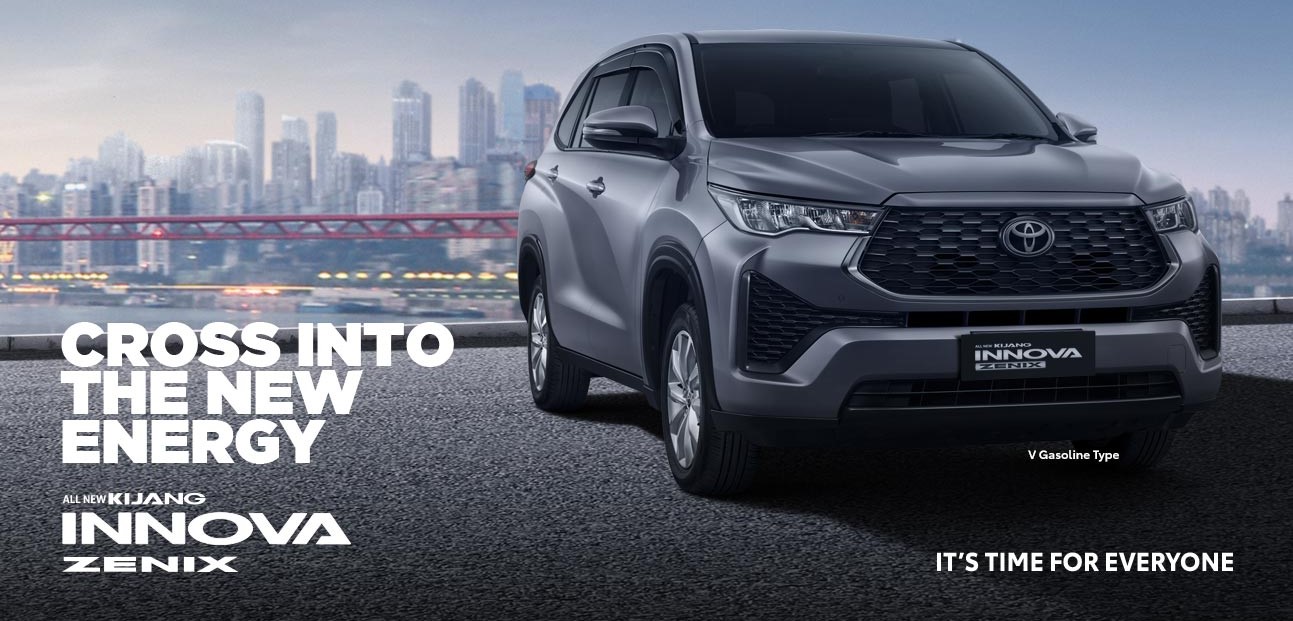 Innova Zenix Banner